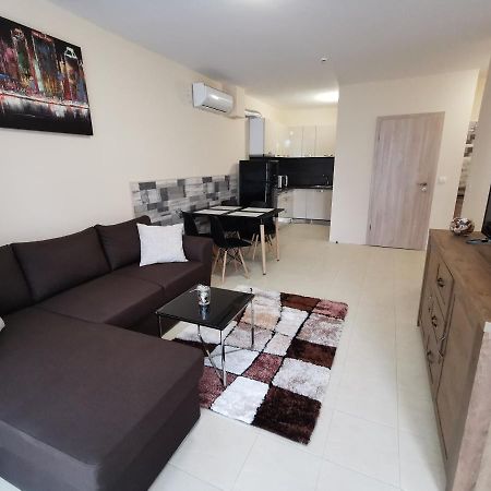 Apartamento Къмпинг Градина - Апартамент С Две Спални В К-С Черноморска Звезда Chernomorets Exterior foto