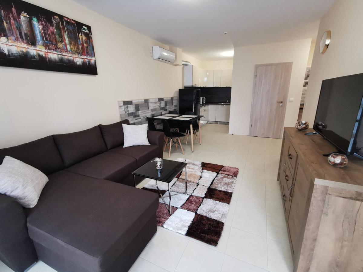 Apartamento Къмпинг Градина - Апартамент С Две Спални В К-С Черноморска Звезда Chernomorets Exterior foto