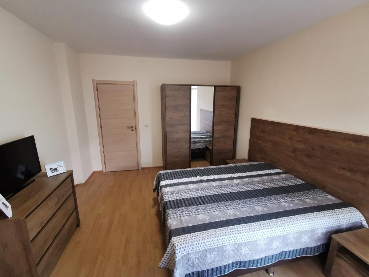 Apartamento Къмпинг Градина - Апартамент С Две Спални В К-С Черноморска Звезда Chernomorets Exterior foto